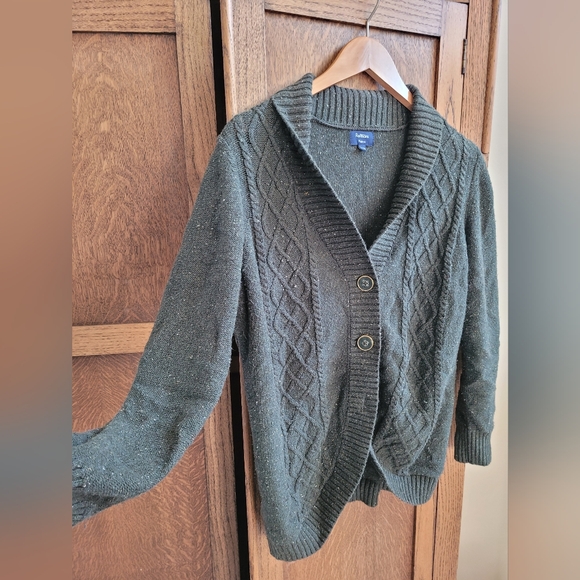 Muted olive green cardigan - Picture 1 of 5